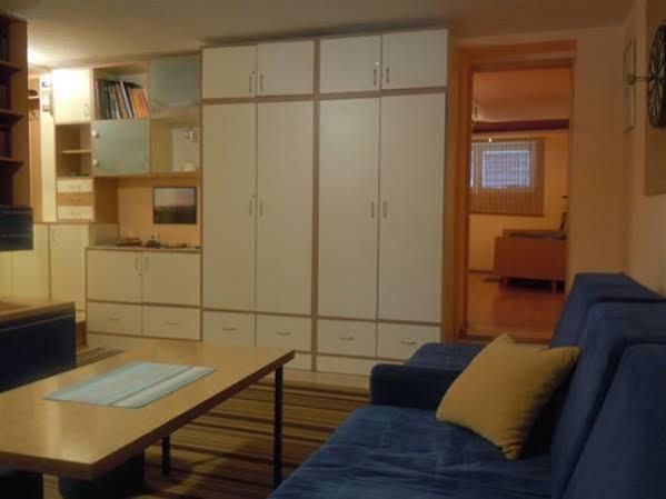 בלגרד Apartment Fontana מראה חיצוני תמונה