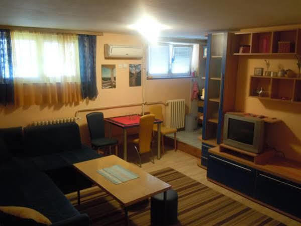 בלגרד Apartment Fontana מראה חיצוני תמונה